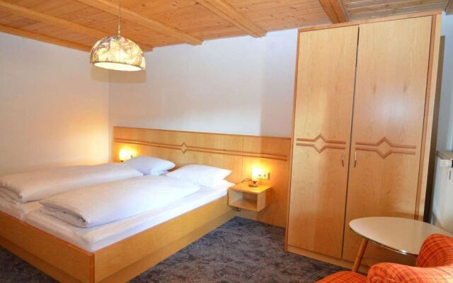Lovely Holiday Home in Viechtach near Forest