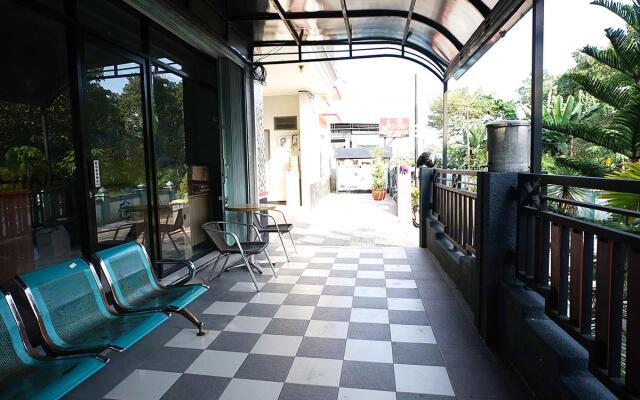 OYO 2038 Jasmine Guest House Balikpapan