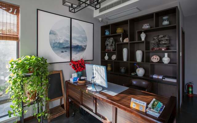 Floral Hotel Nanjing Zuolingyoushe