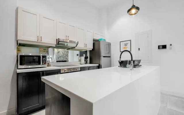 w Contemporary 1BR in Plaza Catedral