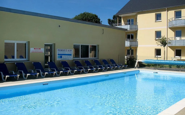 Adonis Grandcamp - Les Isles de Sola