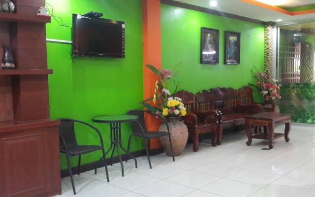 Silla Patong Hostel