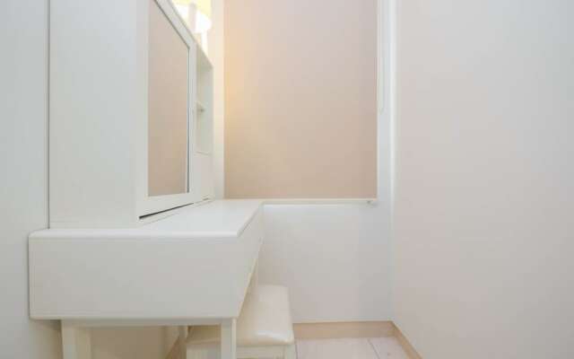 Newly Furnished 2BR Apartment at Springlake Summarecon