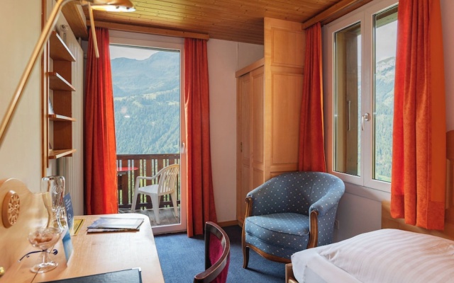 Hotel Bellevue-Wengen – Guest Rooms – Lauterbrunnen