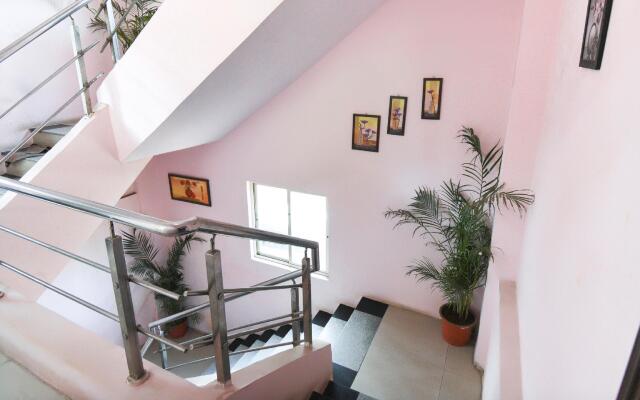 SPOT ON 69919 Hotel Galaxy