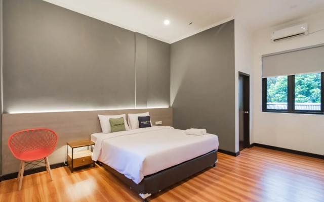 Urbanview Hotel Sagara Bogor