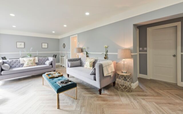 Sweet Inn - St. James Court