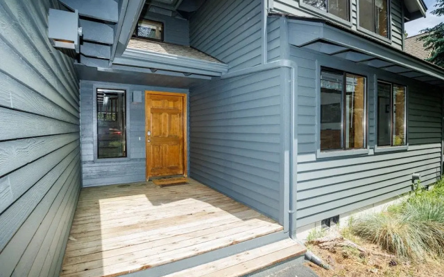 Blue Goose 16 4 Bedroom Home