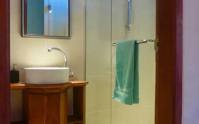 Gunung Paradis Retreat