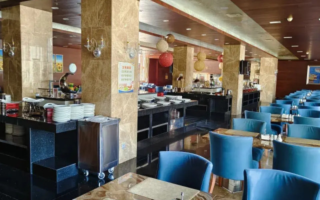 Baiyin Renan Hotel