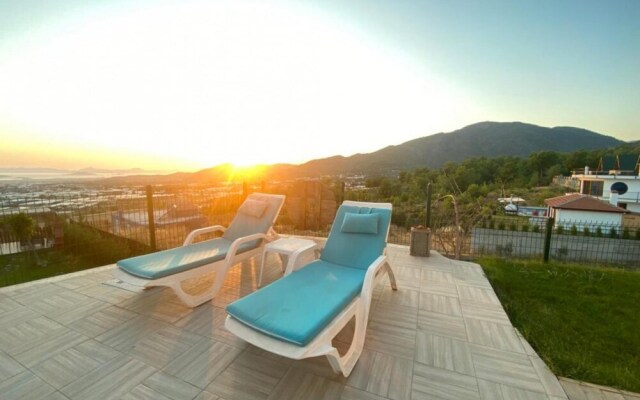 Splendid Apartment With Shared Pool in Fethiye