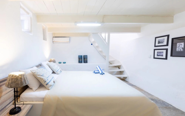 Stylish, Luxurious Home With Balcony in Famous Pietermaai District