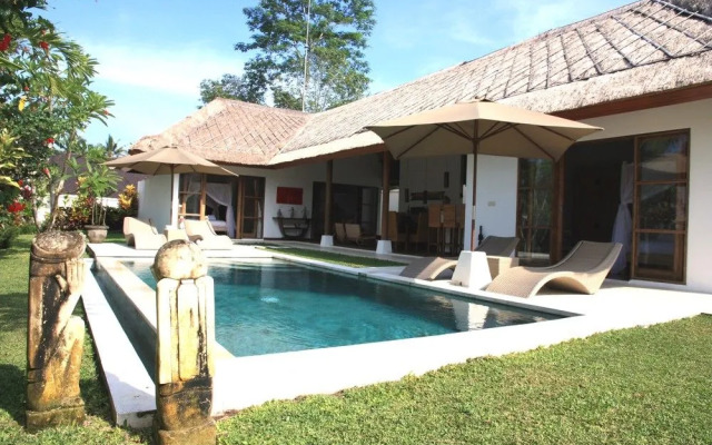 Villa Candi Kecil 1
