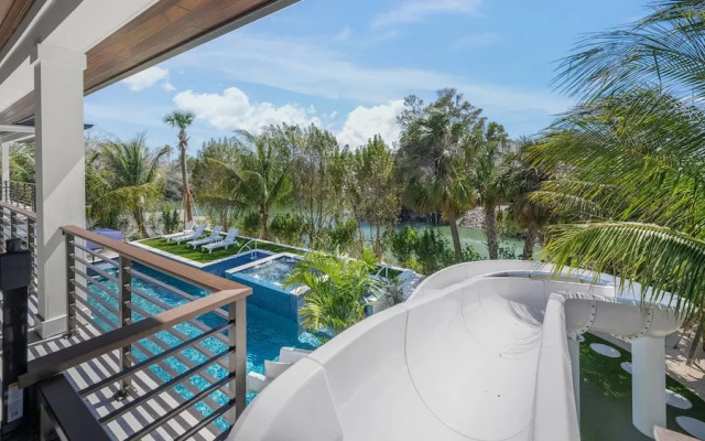 Deep Blue Sea in Sarasota