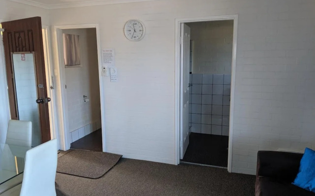 Harrington Village Motel