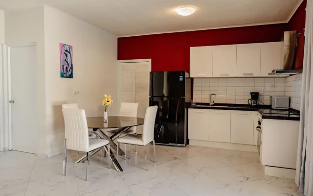 Best Quality 2-bedroom Apartment 2 km From Eagle Beach
