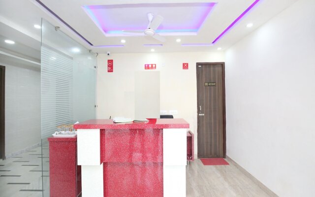 OYO 12258 Royal Residency