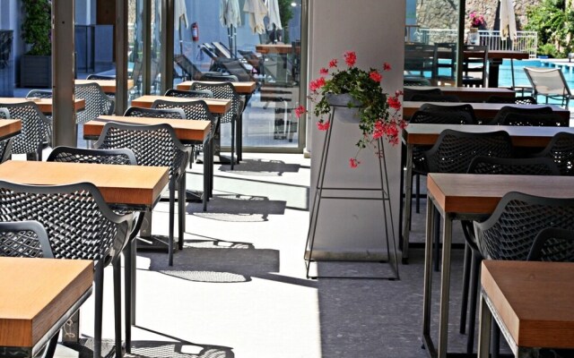 Queen Residence & Apart Hotel