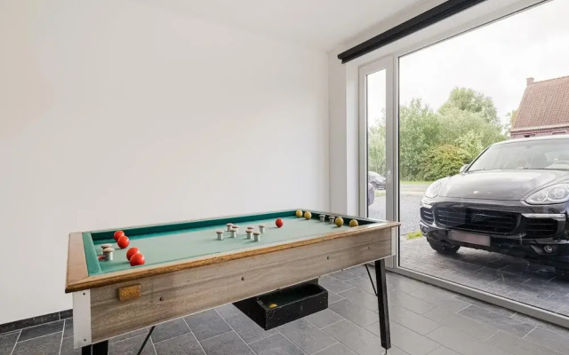 Modern Holiday Home in Ronse With Garden