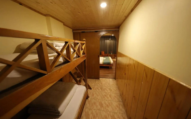 Hotel Yak