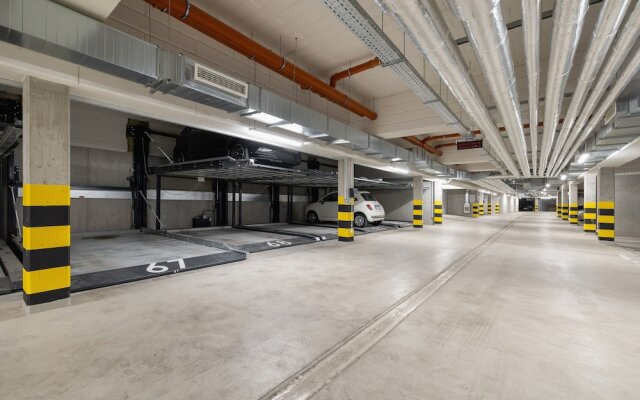 Lux Krakow Apartment by Renters Prestige