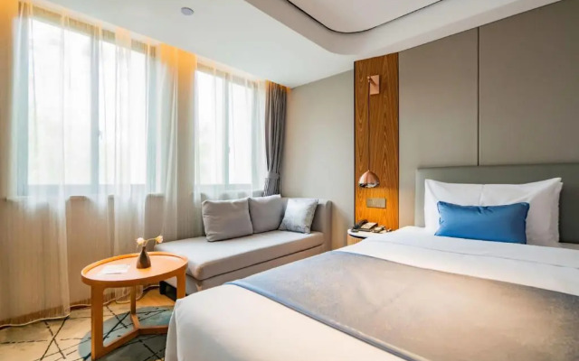 Yitel Collection (Chengdu DuFU Thatched Cottage & Sichuan Provincial People's Hospital  Station）