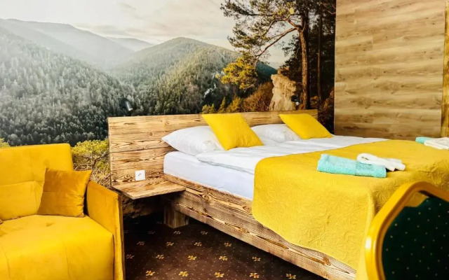 Hotel Raj