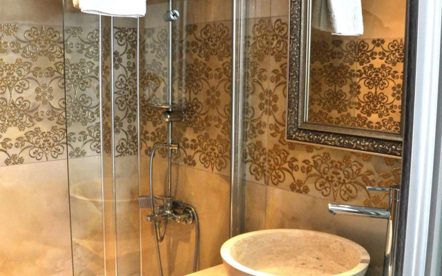 Olivias Group Hotel