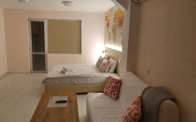 Malavi top center deluxe studio Ruse! Comfort&clean!