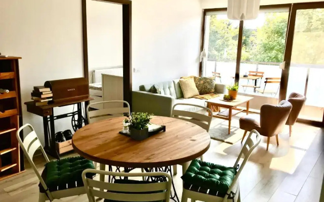 Erkel 19 Apartmanház