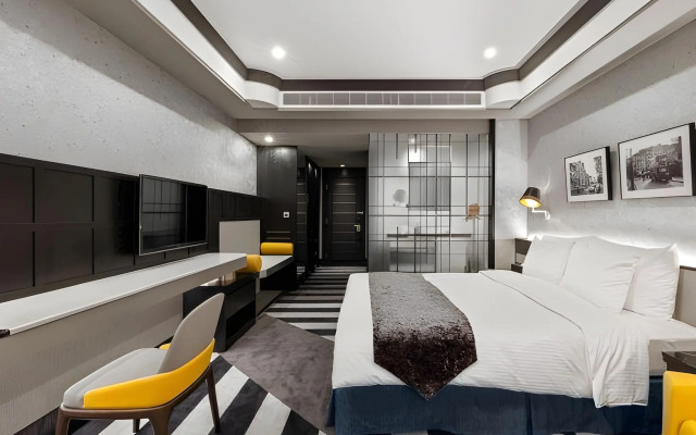 Grand Victoria Hotel