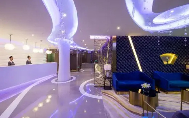 Orange Hotel (Wuhan Jianghan Road Pedestrian Street)