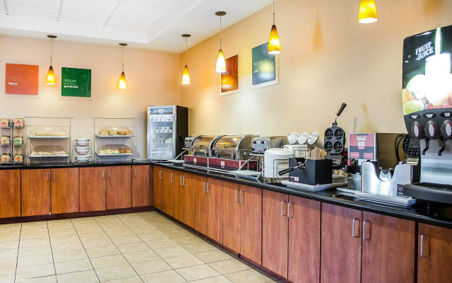 Comfort Suites Lancaster Amish Country