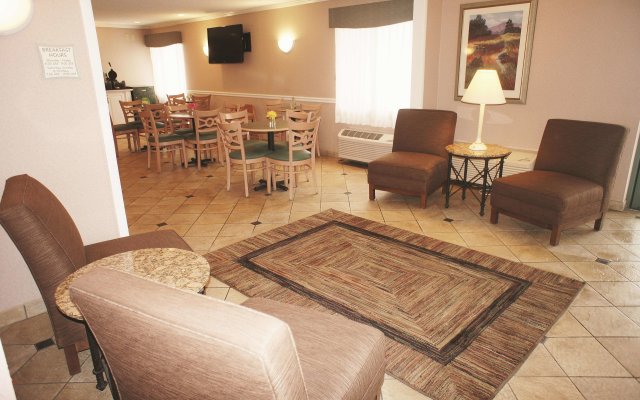 La Quinta Inn by Wyndham Cleveland Independence