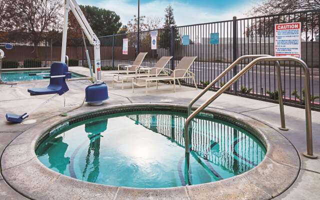 La Quinta Inn & Suites by Wyndham Fresno Northwest