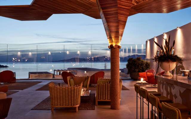 Myconian Naia - Preferred Hotels & Resorts