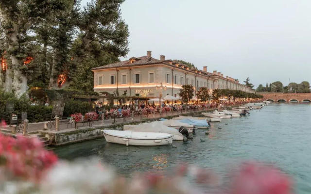Pavillon Restaurant Cafè & Luxury Apartments