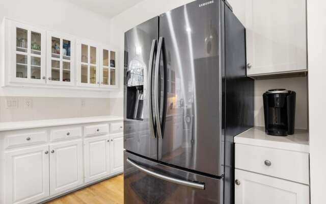 Lakeside Sandcastle at Kokomo