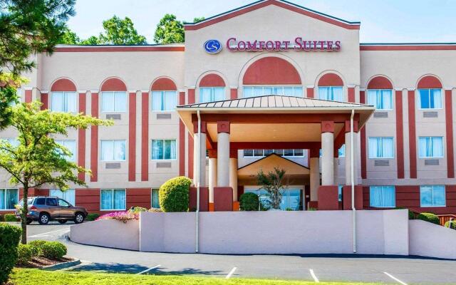 Comfort Suites Raleigh Walnut Creek