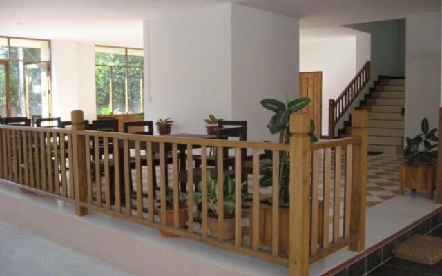 OYO 794 Nice Mum Lodge