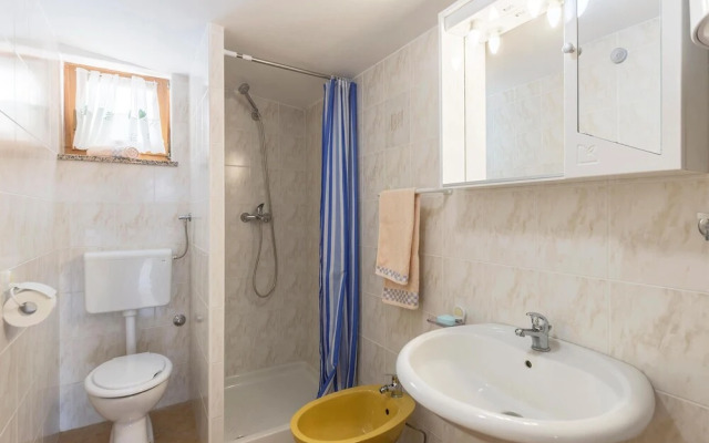 Stunning Apartment in Fazana With 2 Bedrooms and Wifi