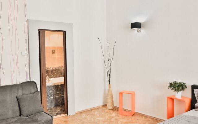 Comfortable Zizkov Apt for 6 pax easyBNB