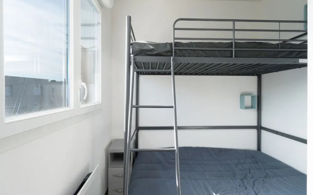 Villa in Valras-plage Near Sand Beach