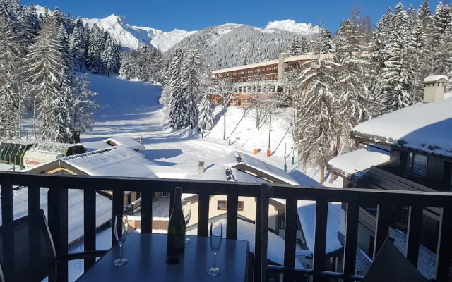 Mountain View Apartment in Doucy