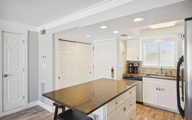 Sandpiper Cove 1125 1 Bedroom Condo by RedAwning