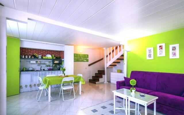 Funny House Apartment