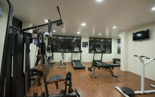 Budget Inn Service Apartments - Tiger Plaza