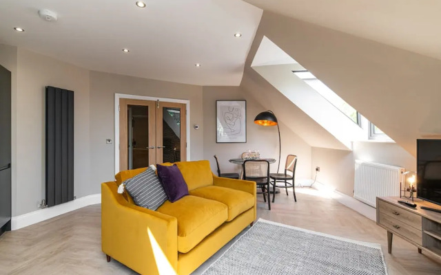 Chelmsford Loft 5 Penthouse