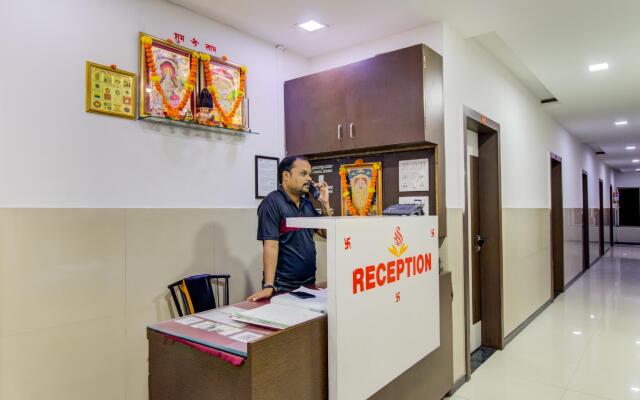 OYO 60908 Hotel Sai Lodging