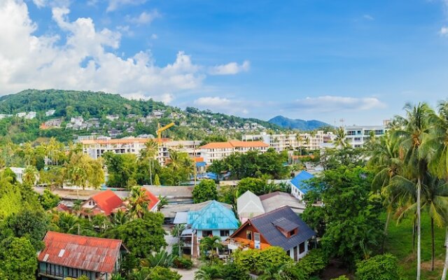 Aristo 2 Beach Front - by Holy Cow 712